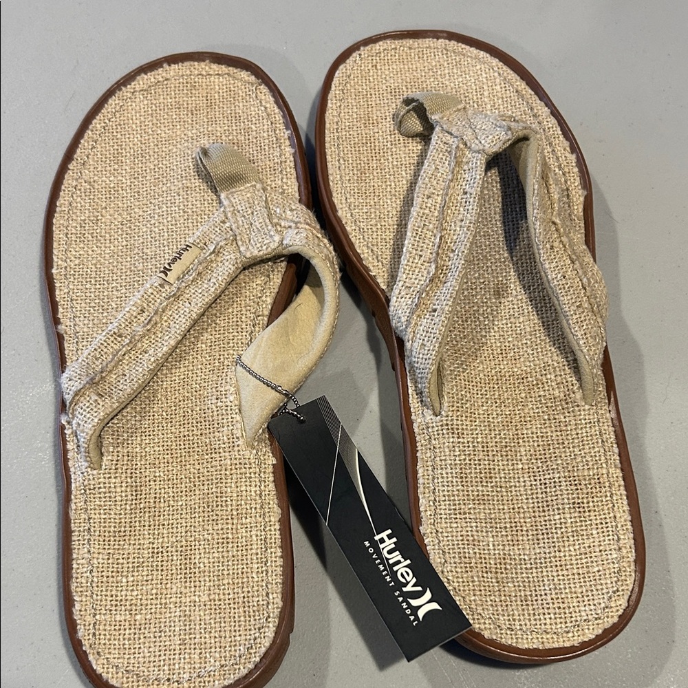 Hurley Beige Flip Flops
